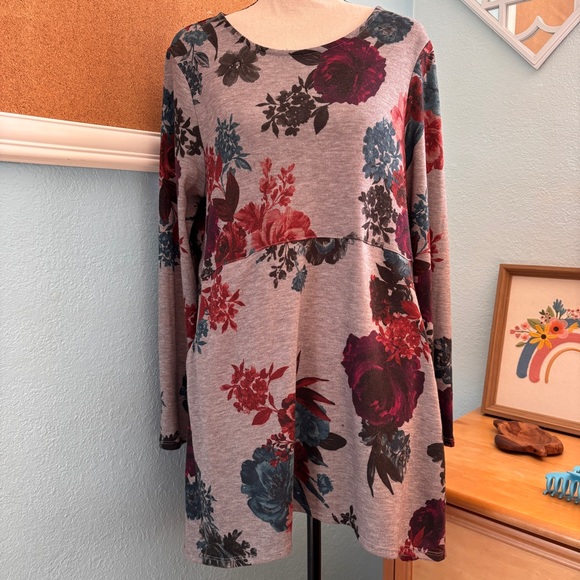 Chico’s Hi-Lo Floral Print Long Sleeve Knit Tunic Sz. M/8 (1) - Picture 10 of 10
